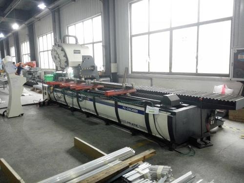 購買鋁型材加工設(shè)備應(yīng)該如何選擇？