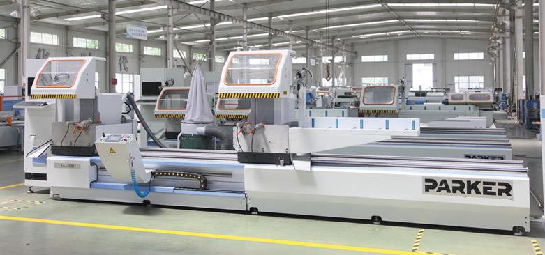 鋁合金門窗設備